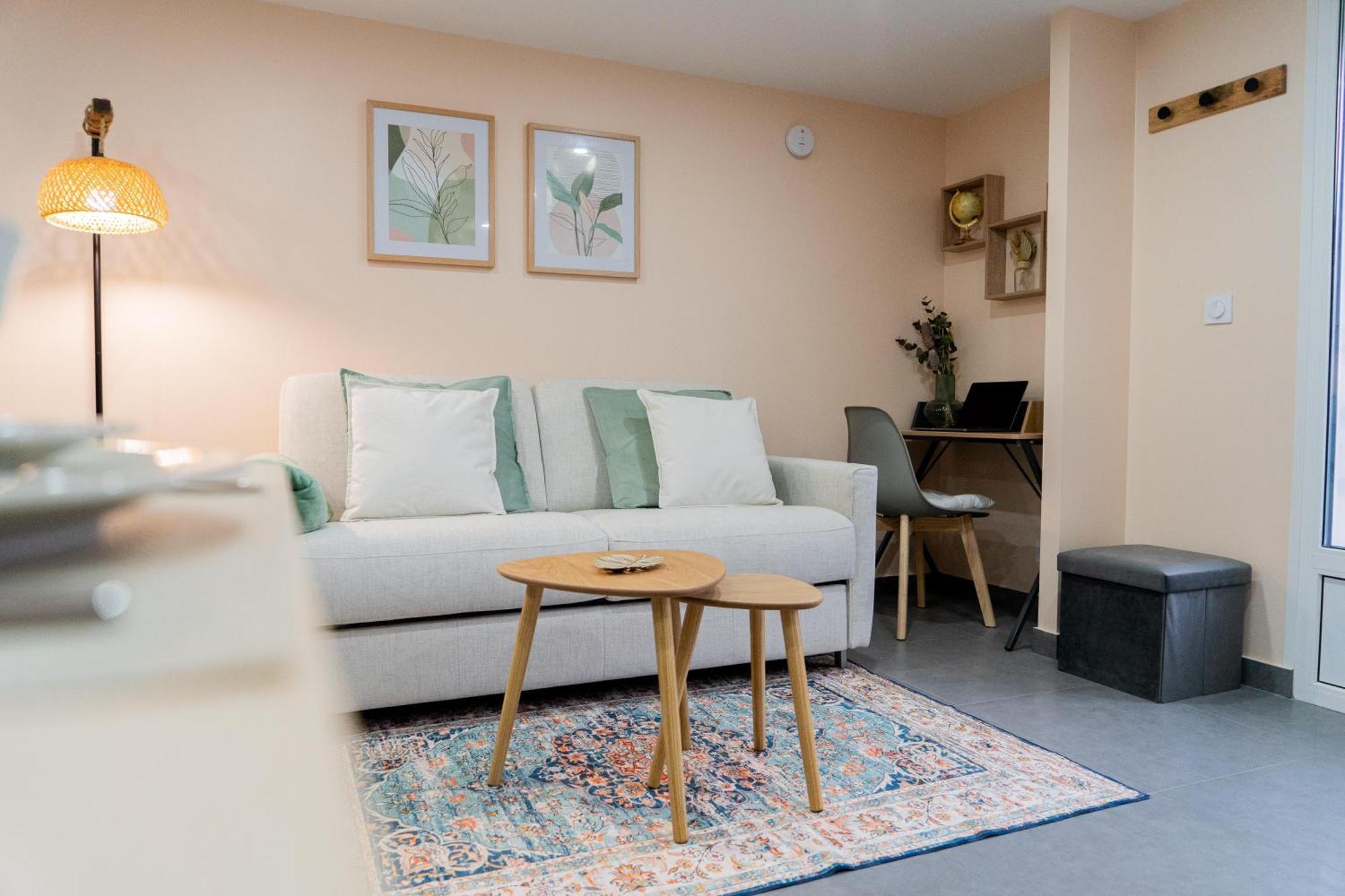 Appartement Cosy Le Lys Vert A 40Mn De Paris Dammarie-lè-Lys المظهر الخارجي الصورة